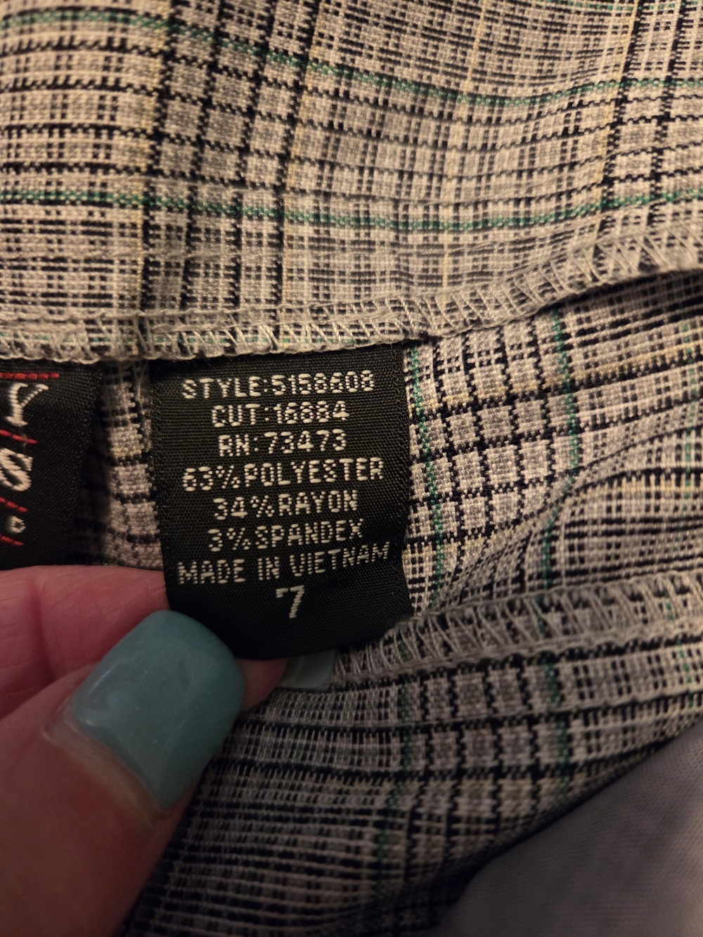 Grey Plaid Bermuda Shorts NWT - Picture 12 of 15